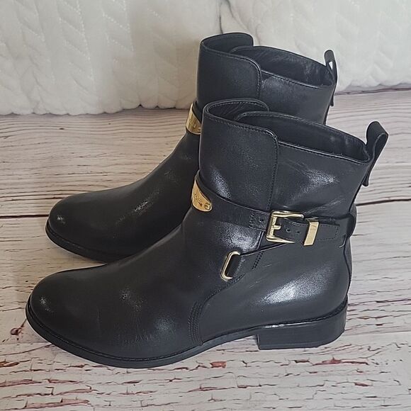 MICHAEL KORS Black Leather Ankle Boot with Goldtone Hardware Size 6.5 - Picture 1 of 10
